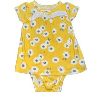Girls clothing size 0-3 months baby